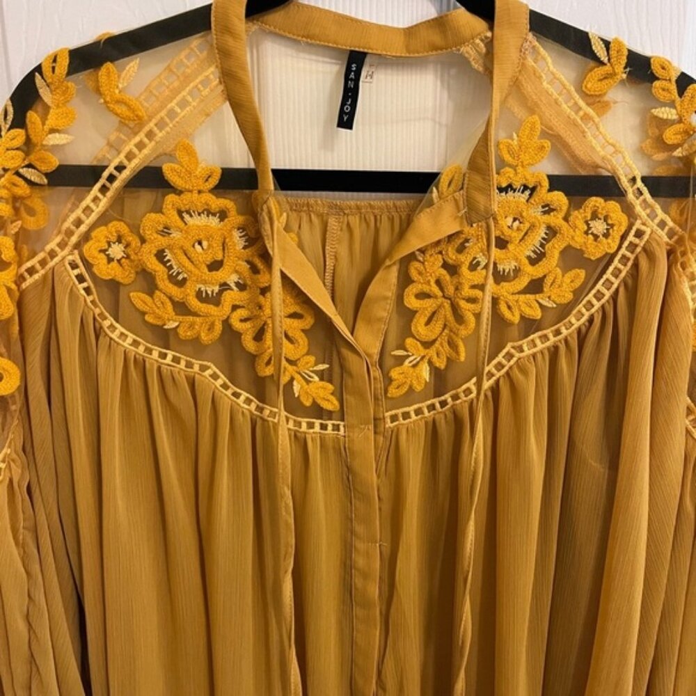 Mustard lace shoulder top